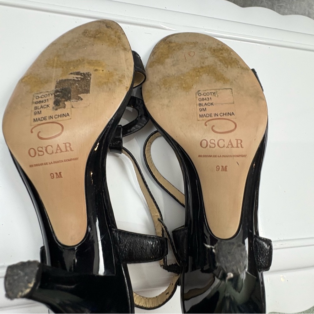 Oscar de la Renta Vintage Red Label Black Patent Leather Strappy Sandal Heels 9 - Picture 9 of 9